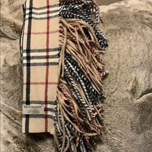 Fringe Burberry scarf